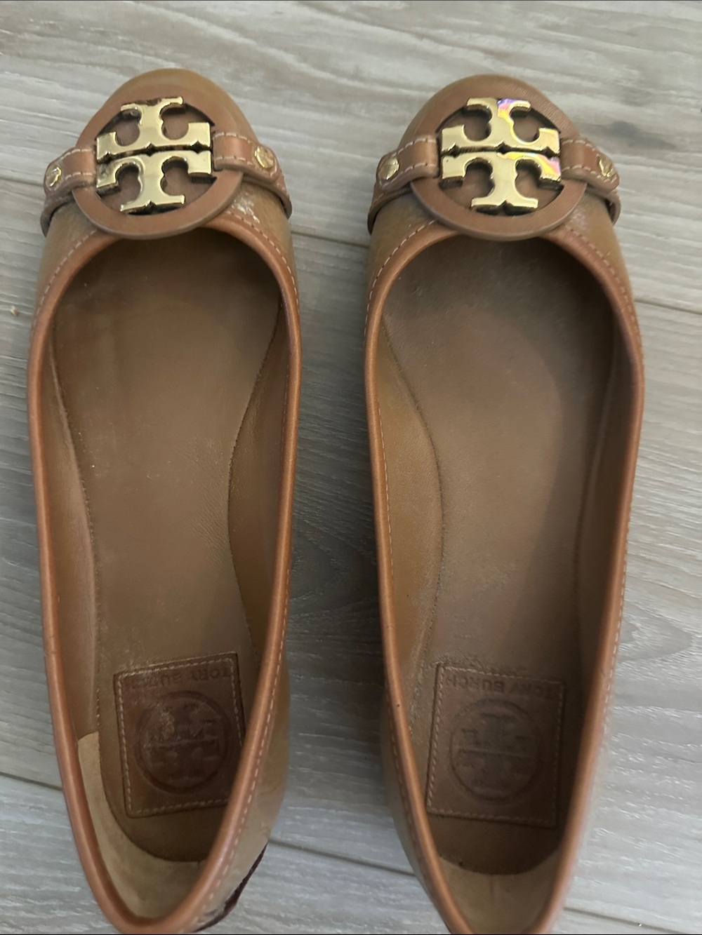 Tory Burch Tan Leather Logo Ballet Flats - women size 6